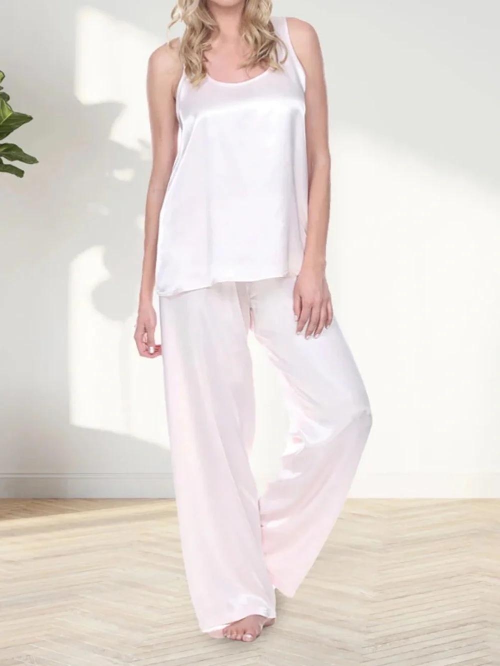 PJ Harlow Jolie Pants Laura Top Pale Pink Satin Pajama Set Tank Top - Picture 1 of 6